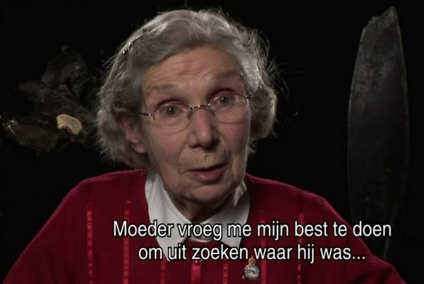 Margaret Walsh in de documentaire Memories in Mud